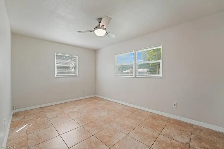 208 Norwich Ave, Lehigh Acres, Florida 33936