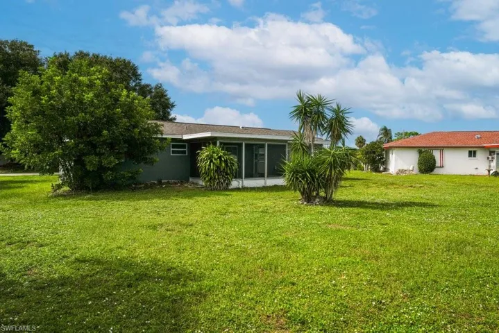 208 Norwich Ave, Lehigh Acres, Florida 33936