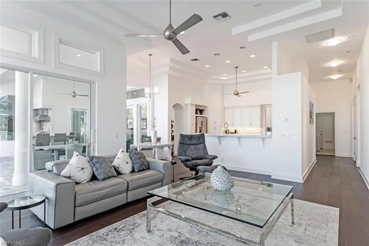 2540 Half Moon Walk, Naples, Florida 34102