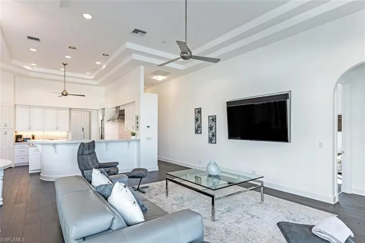 2540 Half Moon Walk, Naples, Florida 34102