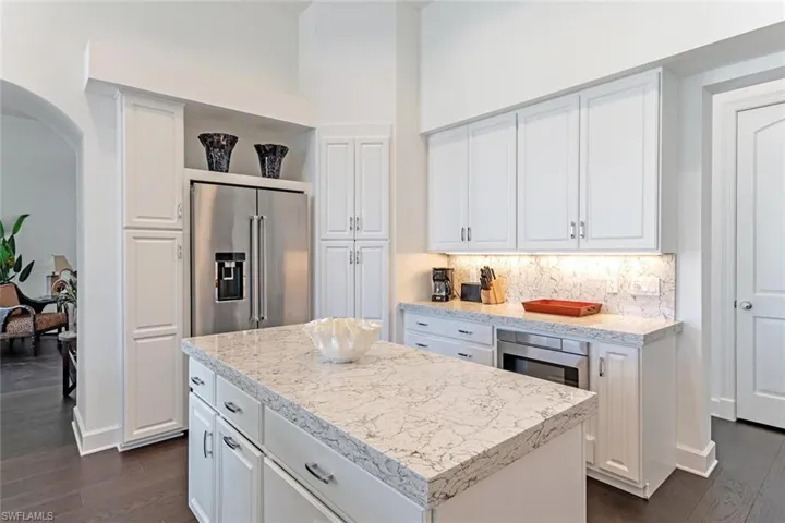 2540 Half Moon Walk, Naples, Florida 34102