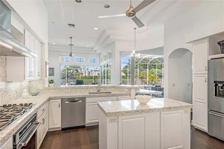 2540 Half Moon Walk, Naples, Florida 34102