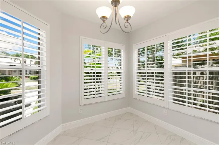 2524  Sailors  WAY, Naples, FL 34109