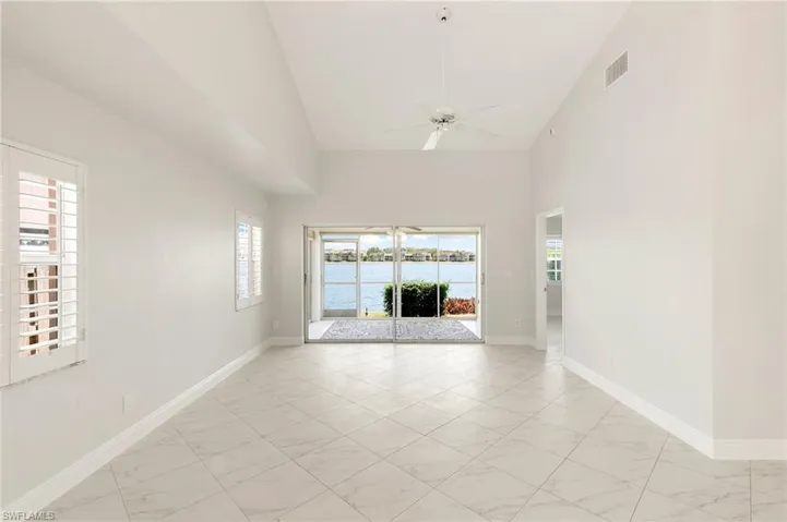 2524  Sailors  WAY, Naples, FL 34109