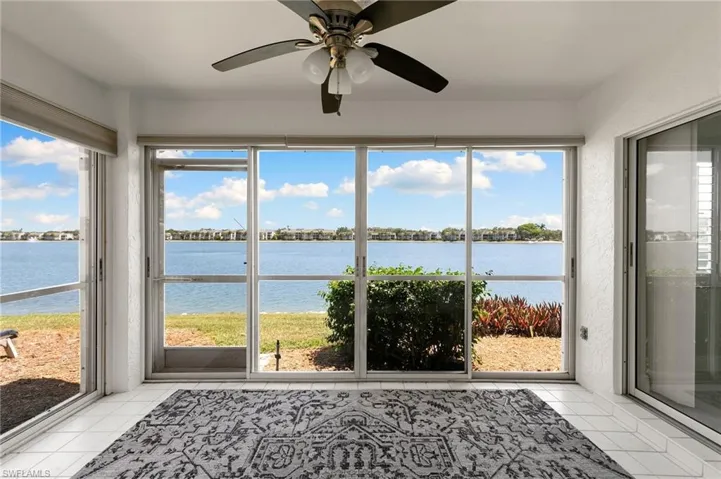 2524  Sailors  WAY, Naples, FL 34109