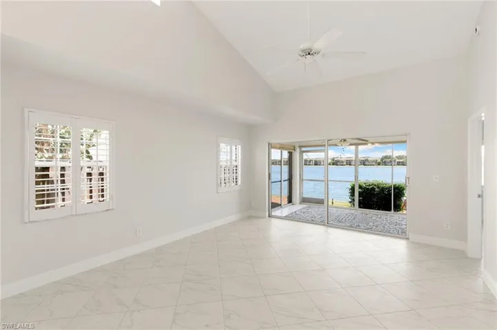 2524  Sailors  WAY, Naples, FL 34109