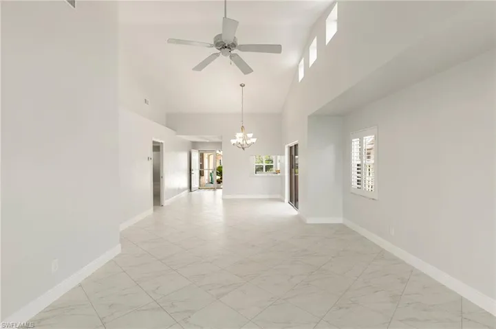 2524  Sailors  WAY, Naples, FL 34109