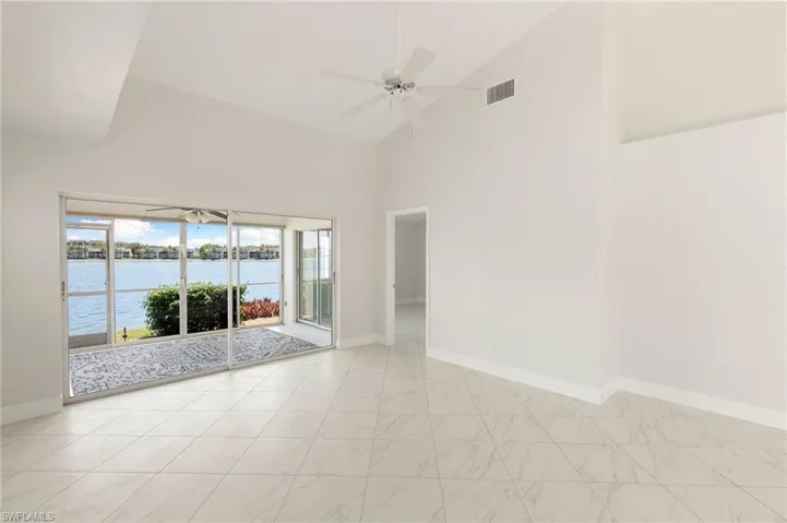 2524  Sailors  WAY, Naples, FL 34109