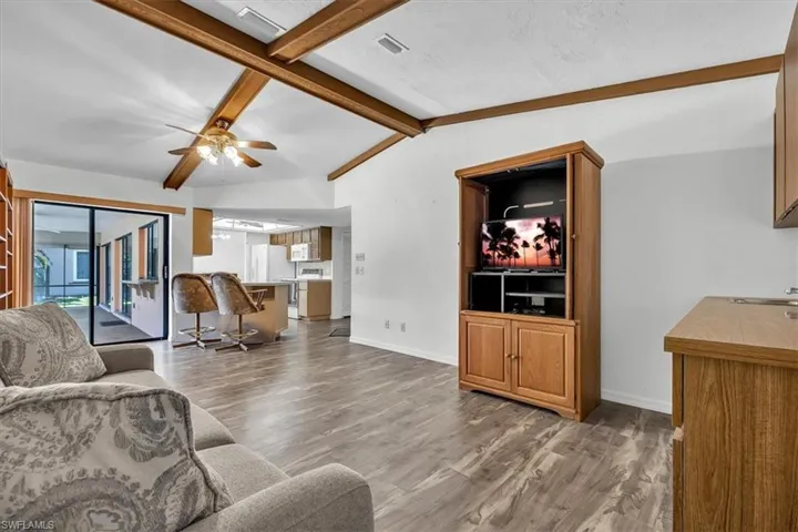 6070 Anchorline Ct, North Fort Myers, Florida 33917
