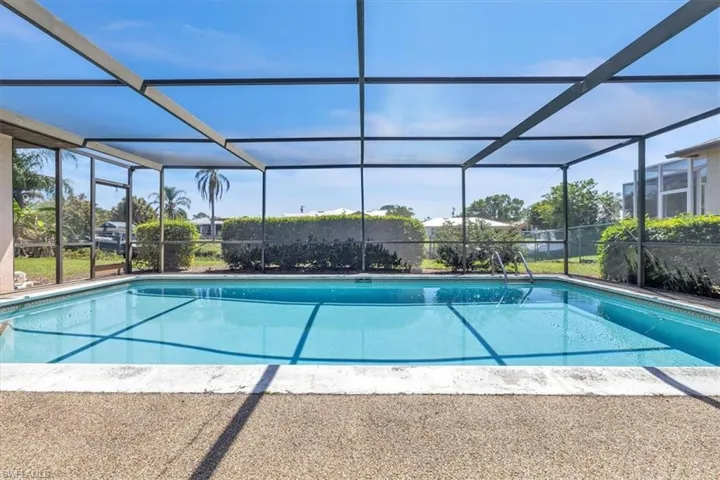 6070 Anchorline Ct, North Fort Myers, Florida 33917