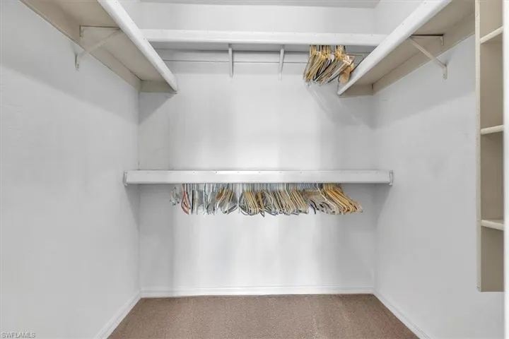 Walk in closet
