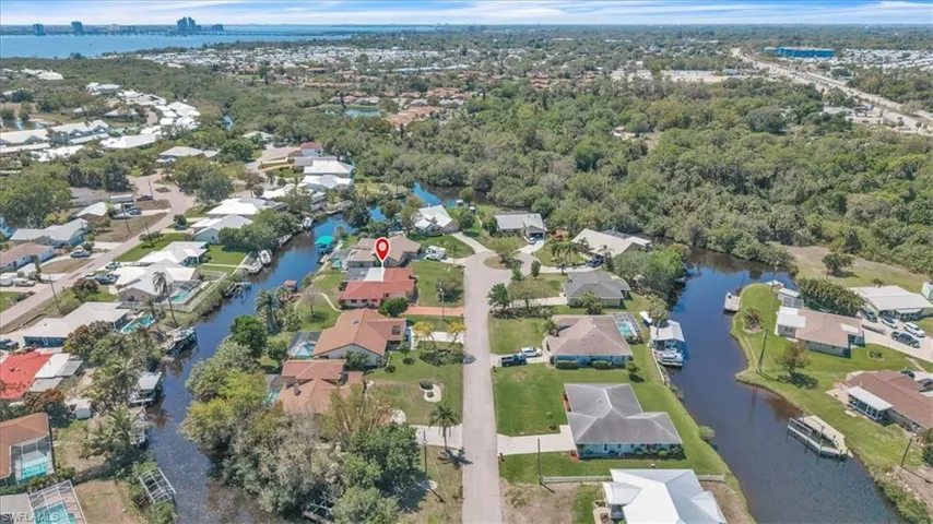 6070 Anchorline Ct, North Fort Myers, Florida 33917