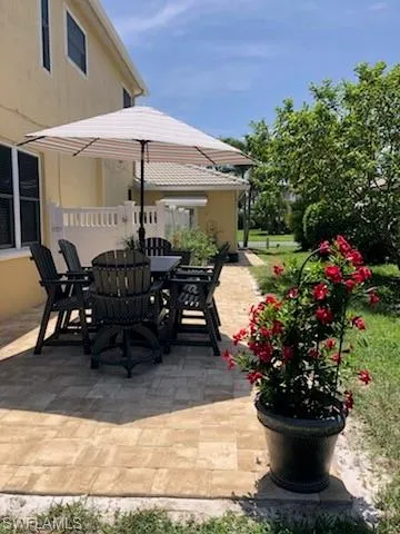 Side yard paver stone area perfect for a firepit!