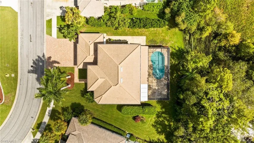 Lots of foliage and privacy!