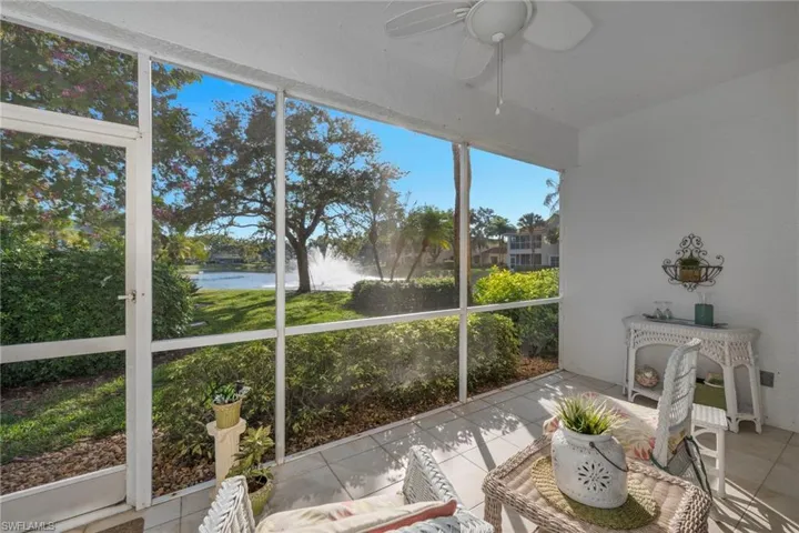 6085  Reserve  CIR, Naples, FL 34119
