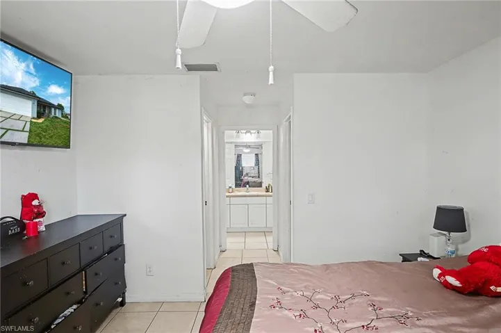 2900 42nd St W, Lehigh Acres, Florida 33971