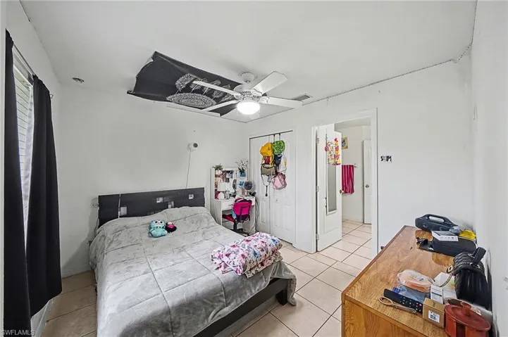 2900 42nd St W, Lehigh Acres, Florida 33971