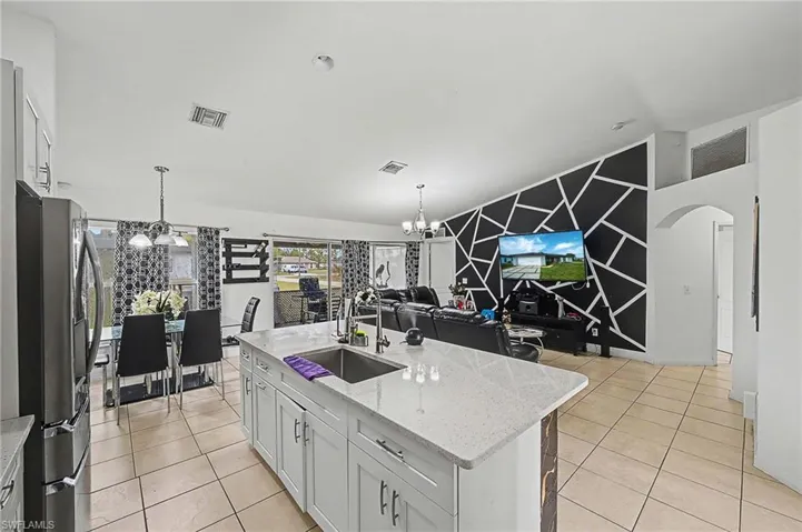 2900 42nd St W, Lehigh Acres, Florida 33971