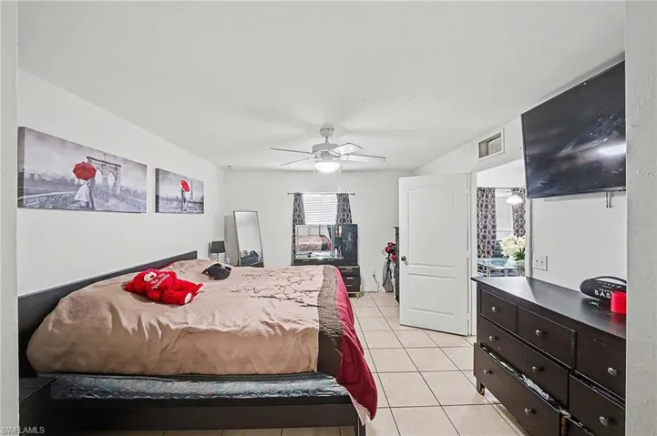 2900 42nd St W, Lehigh Acres, Florida 33971