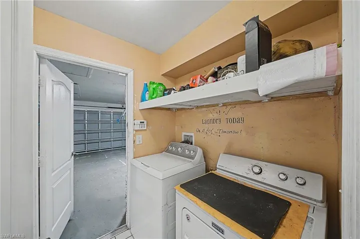2900 42nd St W, Lehigh Acres, Florida 33971