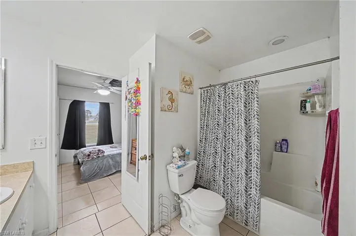 2900 42nd St W, Lehigh Acres, Florida 33971