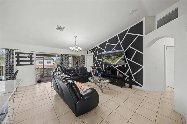 2900 42nd St W, Lehigh Acres, Florida 33971