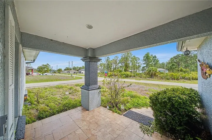 2900 42nd St W, Lehigh Acres, Florida 33971