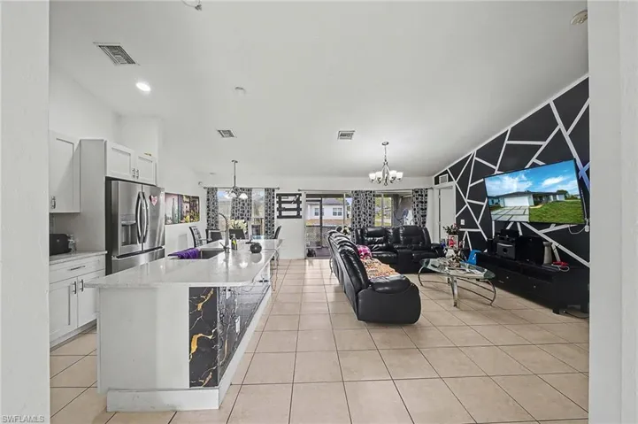 2900 42nd St W, Lehigh Acres, Florida 33971
