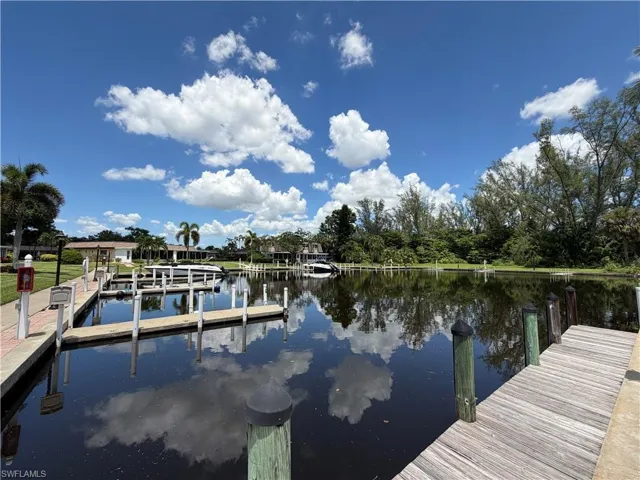 5736 Bass Cir, Fort Myers, Florida 33919