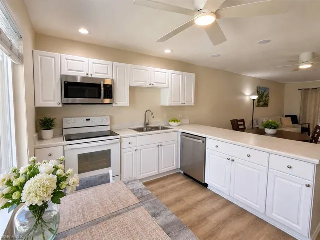 5736 Bass Cir, Fort Myers, Florida 33919