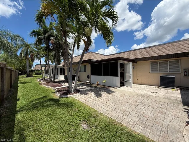 5736 Bass Cir, Fort Myers, Florida 33919