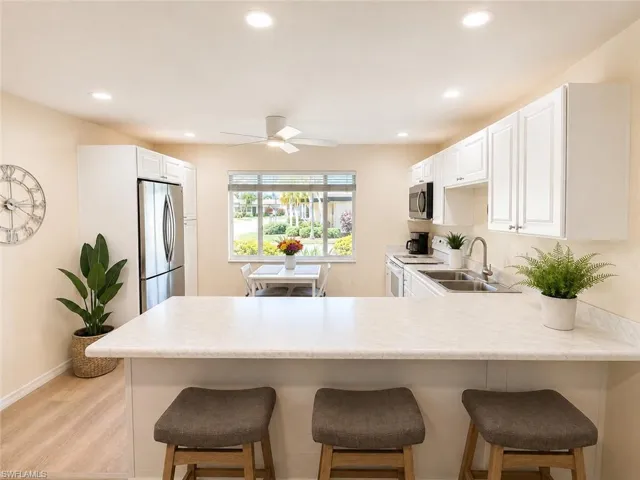 5736 Bass Cir, Fort Myers, Florida 33919
