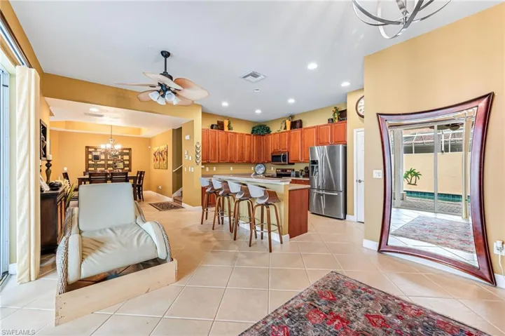 14121  Bently  CIR, Fort Myers, FL 33912