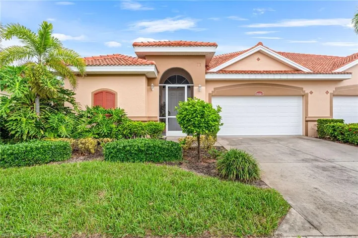 14121  Bently  CIR, Fort Myers, FL 33912