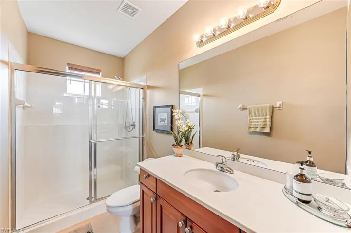 14121  Bently  CIR, Fort Myers, FL 33912