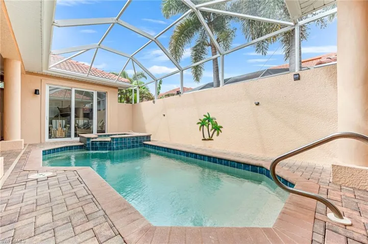 14121  Bently  CIR, Fort Myers, FL 33912