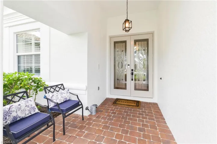 5640  Lago Villaggio  WAY, Naples, FL 34104