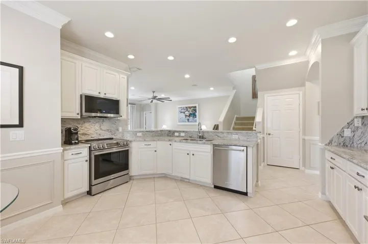 5640  Lago Villaggio  WAY, Naples, FL 34104