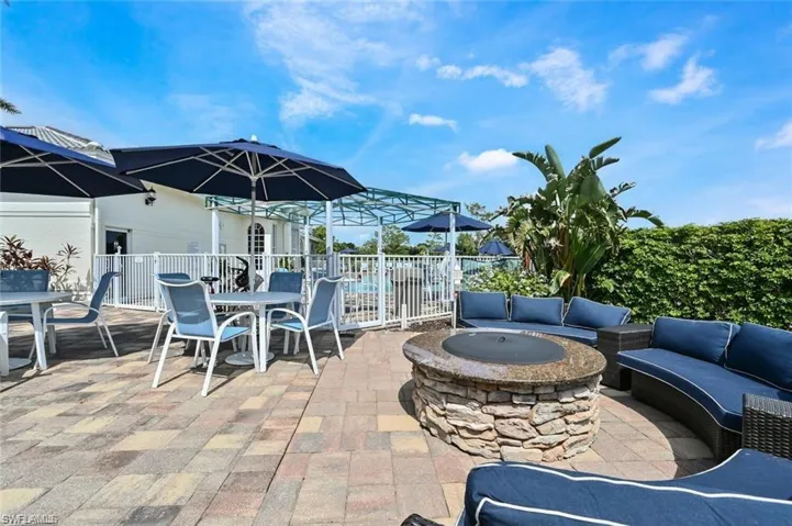 5640  Lago Villaggio  WAY, Naples, FL 34104