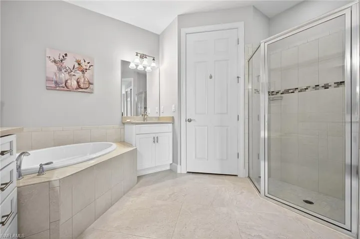10210 Glastonbury Cir 101, Fort Myers, Florida 33913