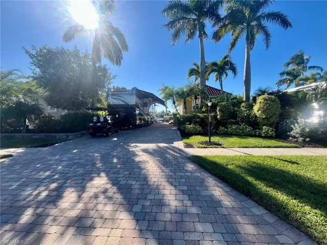 4685 Southern Breeze Dr, Naples, Florida 34114