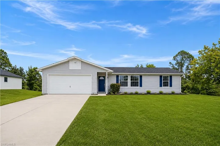 Virtually Staged Lawn