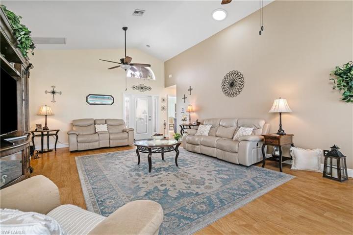 17731  Ficus  CT, North Fort Myers, FL 33917