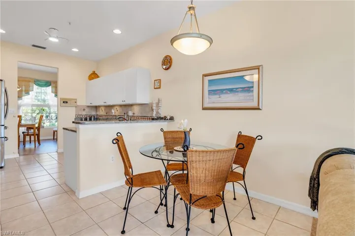 2220  Arielle  DR, Naples, FL 34109