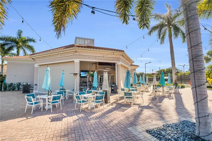 2220  Arielle  DR, Naples, FL 34109