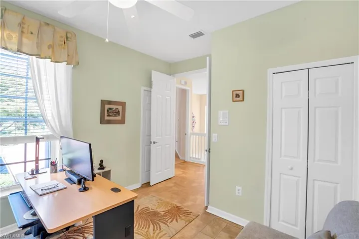 2220  Arielle  DR, Naples, FL 34109