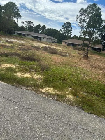 2222 Armour Rd, Lehigh Acres, Florida 33973