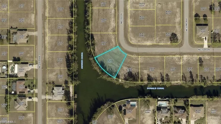 2118 Ne 35th Ln, Cape Coral, Florida 33909