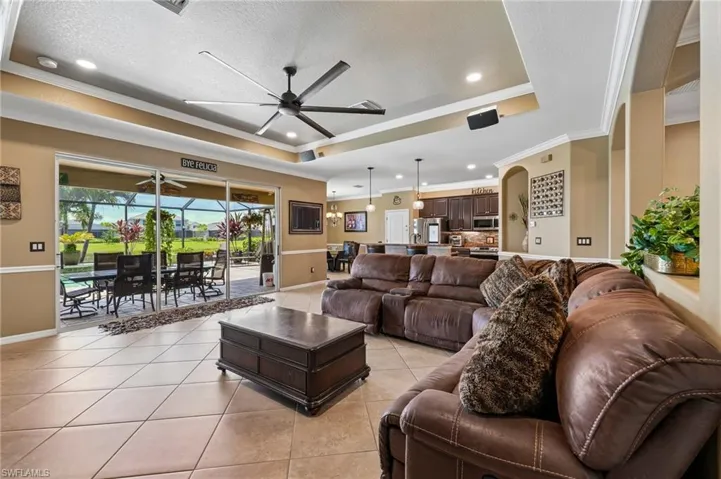 2115 Vermont Ln, Naples, Florida 34120