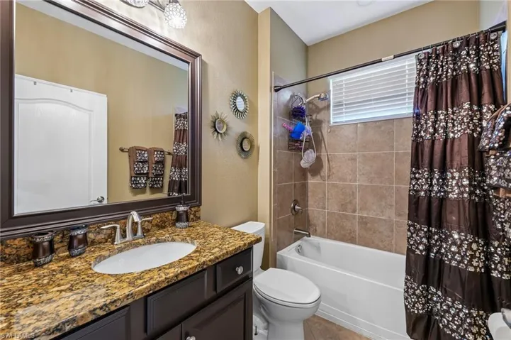 2115 Vermont Ln, Naples, Florida 34120